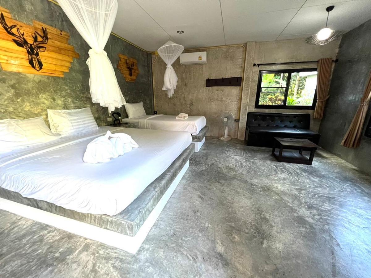 Sunshine On The Rock Hotel Ko Kut Exterior photo