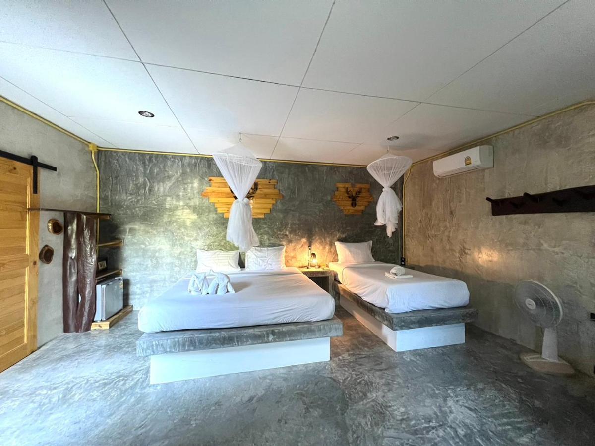 Sunshine On The Rock Hotel Ko Kut Exterior photo