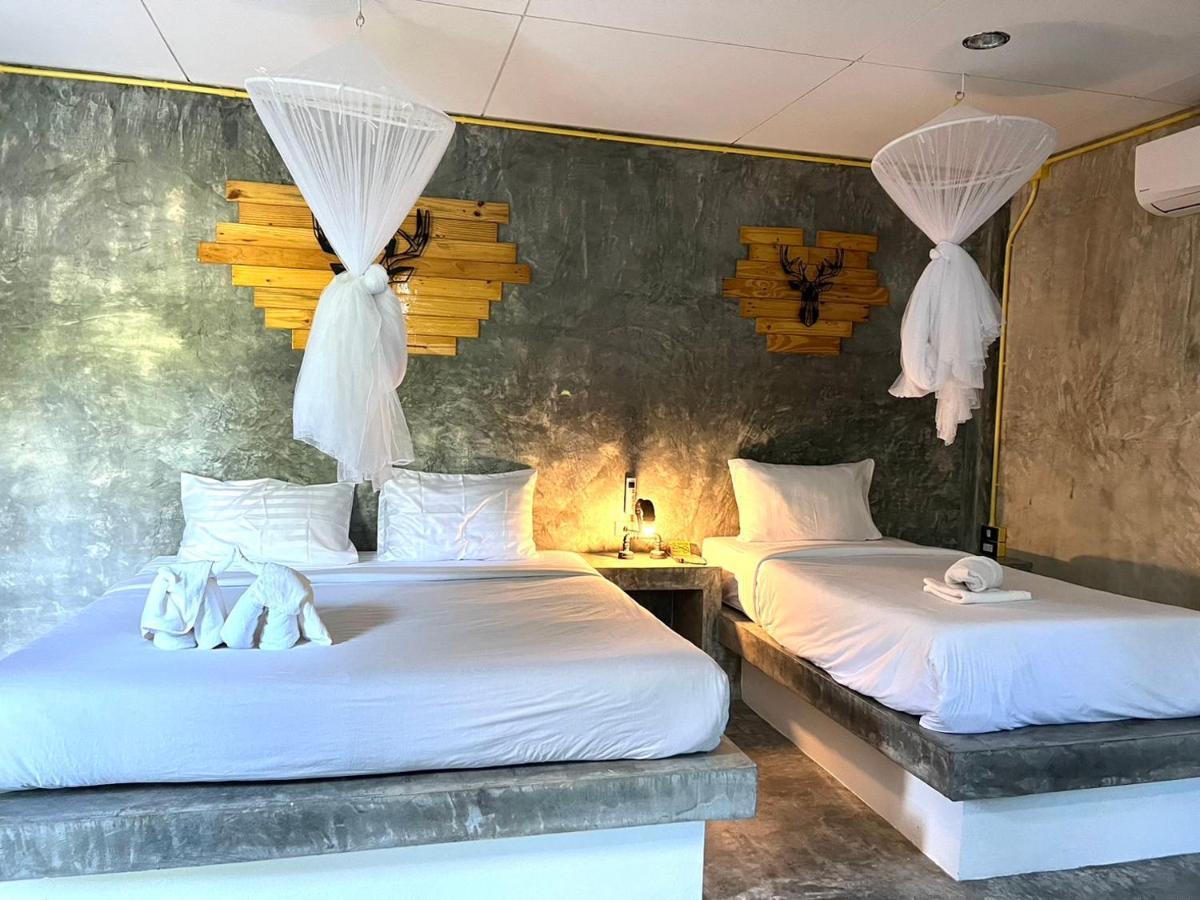 Sunshine On The Rock Hotel Ko Kut Exterior photo